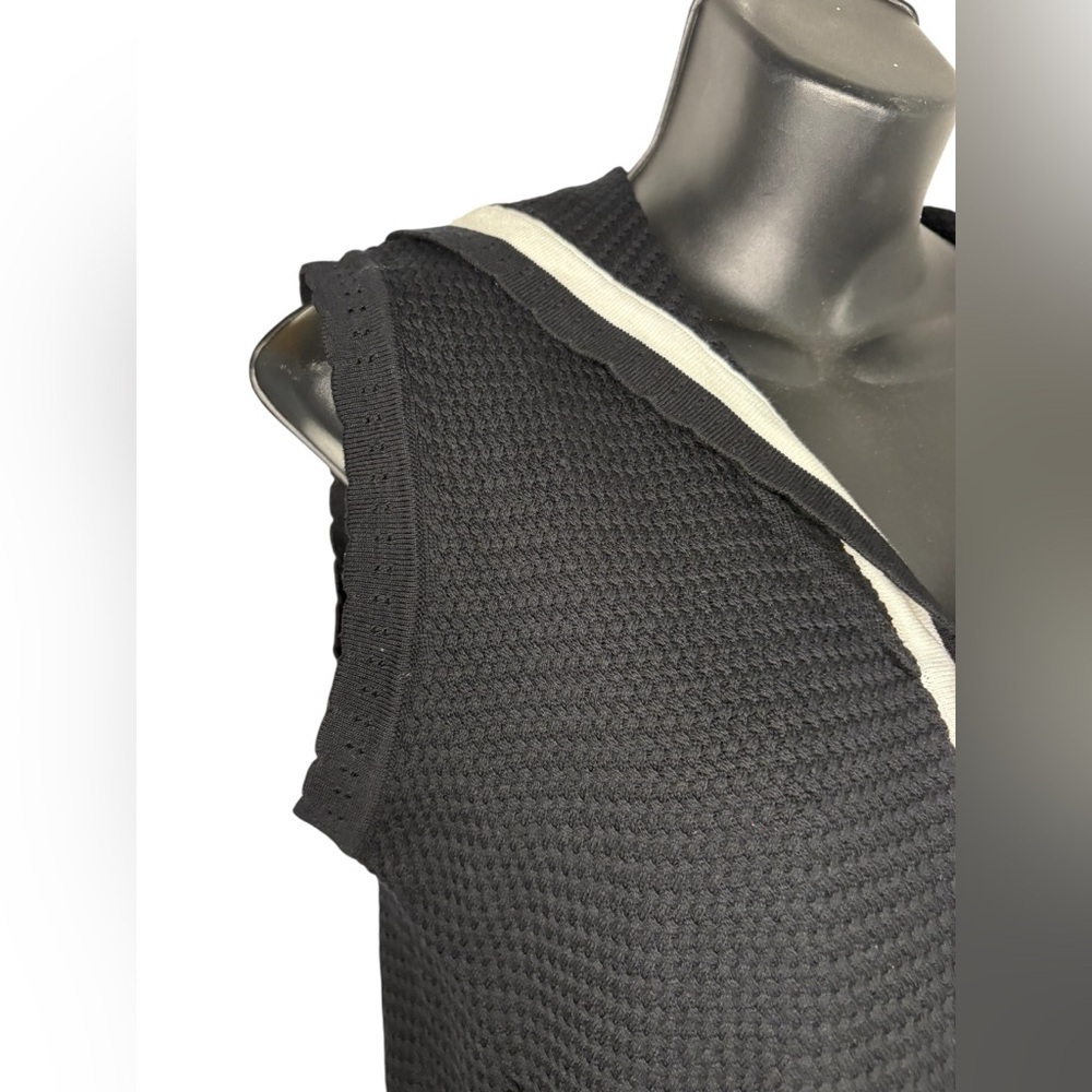 Greenwich V. Korean style black white Collar Sleeveless Knitted vest Tank Tops - Picture 7 of 10
